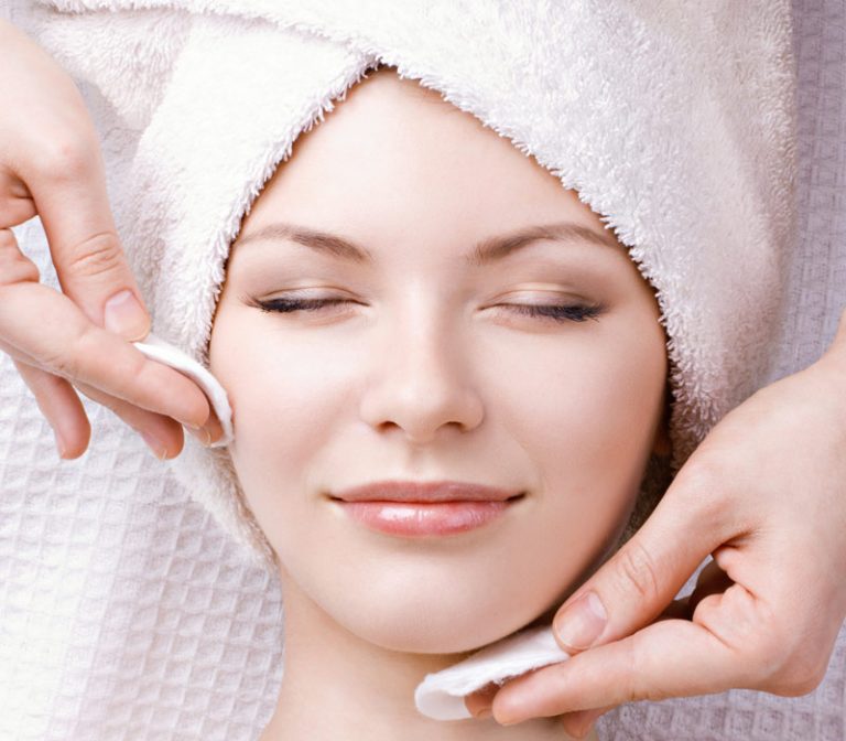 Moisturizing facial peripoiisi prosopou